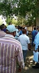 महाराष्ट्र से आया मजदूर शेड में रुका, अब अंदर जाने से कतरा रहे कर्मचारी