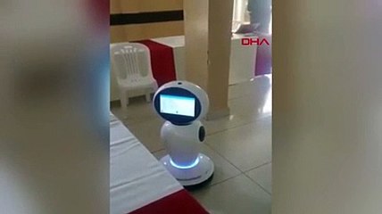 Ruanda'da koronavirüse karşı robotlar devrede