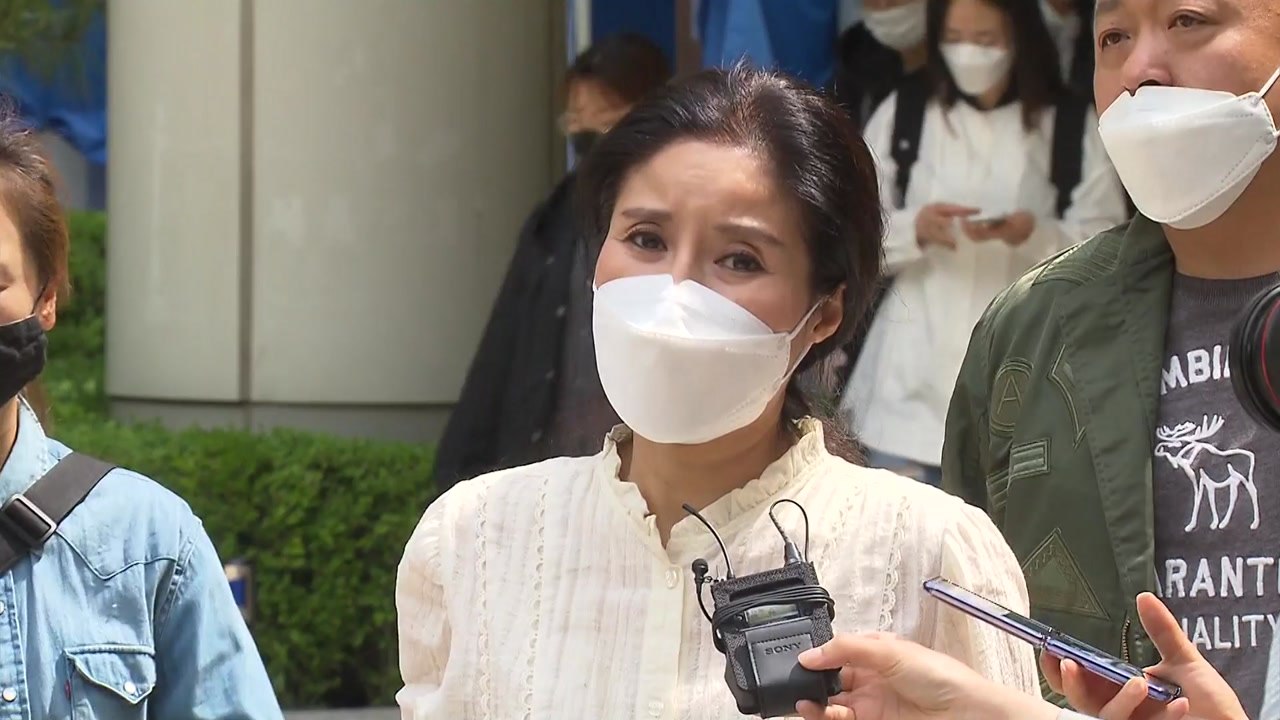 '동물 안락사' 박소연, 첫 재판 나와 직접 변론..."안락사는 동물구호" / YTN