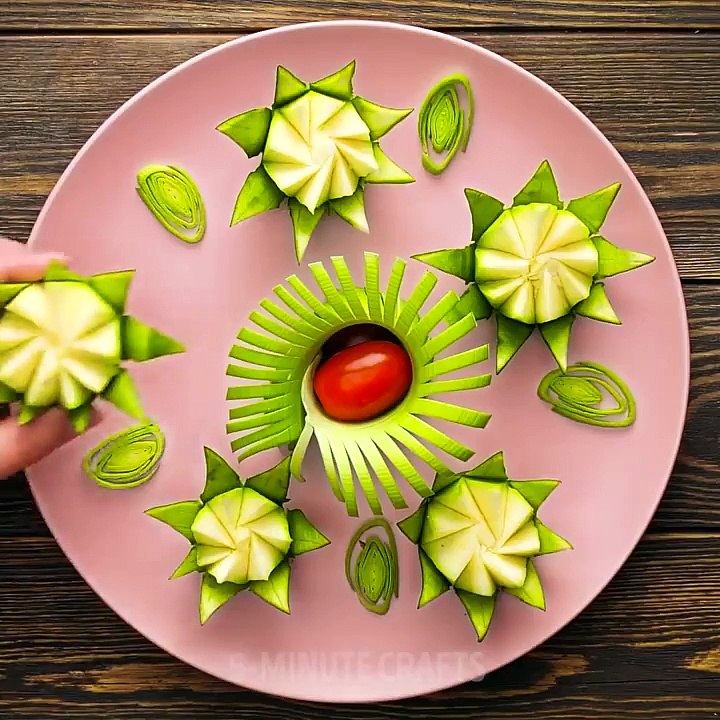 26 FANTASTIC FOOD HACKS __ DIY SQUARE FRUITS
