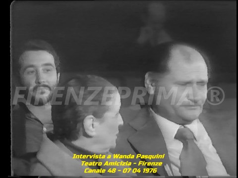 Rarissima ed unica intervista a Wanda Pasquini - Teatro amicizia . Canale 48 Firenze 7 4 1976