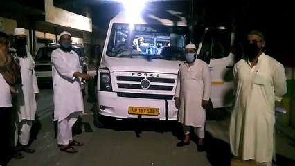 अनुमति मिलने के बाद कांधला से अपने घर लौटे जमात के लोग