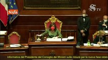 Conte tossisce in Senato, l'opposizione: metti la mascherina