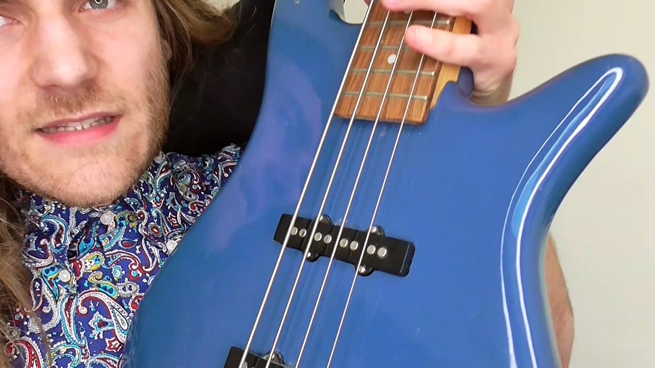 10 YEAR OLD BASS STRINGS VS NEW BASS STRINGS! Do Old Bass Strings Sound
