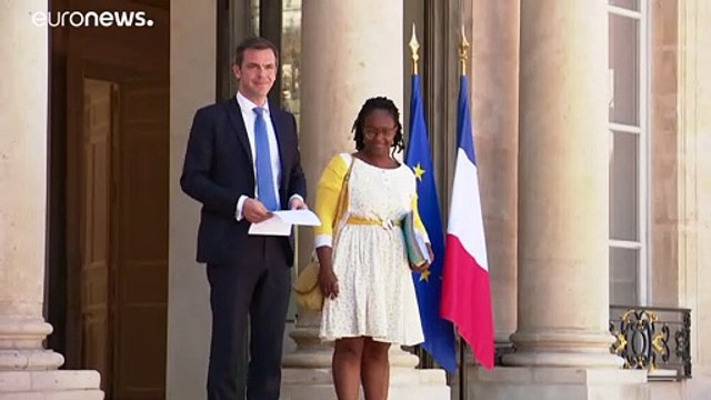 Francia, è corsa verso il mare