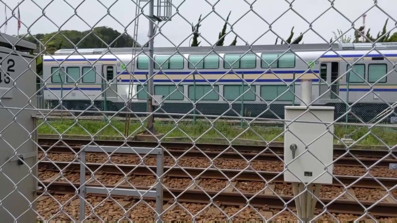 横須賀線E235系グリーン車甲種輸送