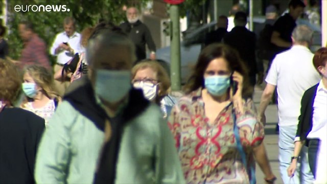 Covid-19: anche in Spagna mascherine obbligatorie. Ma come si smaltiscono poi?