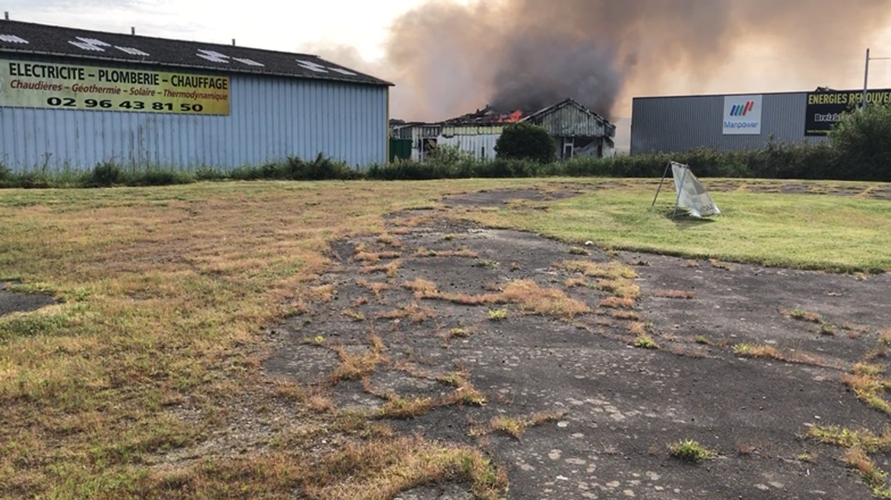 Incendie d’un local industriel zone de Kergré