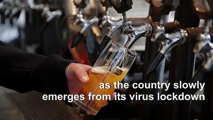 New Zealand bars open as virus lockdown eases