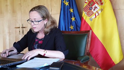 Calviño ve "absurdo" abrir el debate de derogar la reforma laboral