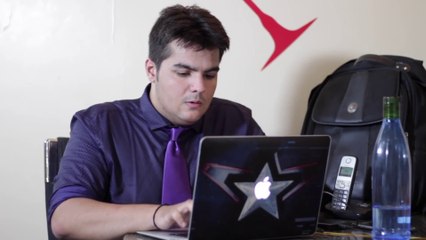 Annoying Things GIRLFRIENDS Do on Call _ Ashish Chanchlani