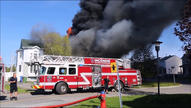 Incendie Saint-Constant 21 mai (Le Reflet - Erick Rivest)