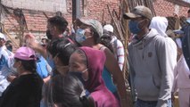 Comerciantes informales de Quito defienden con gritos sus derechos