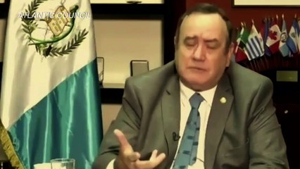 Presidente de Guatemala dice que "EEUU no es aliado" en lucha contra coronavirus