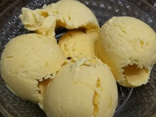 Télécharger la video: how to make creamy mango ice cream / mango ice cream recipequick and easy ice cream