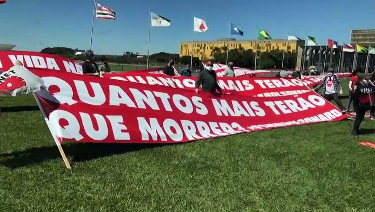 Protesta de residentes de medicina en Brasil, q...