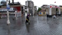 İstanbul’da rüzgar ve yağmur etkili oluyor