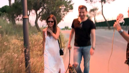 Alfonso Merlos y Alexia Rivas, paseo romántico