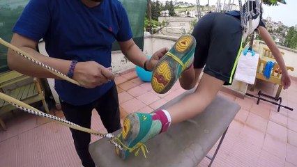 Tasarladığı düzenekle oğluna yüzme antrenmanlarını havada yaptırıyor - KAHRAMANMARAŞ