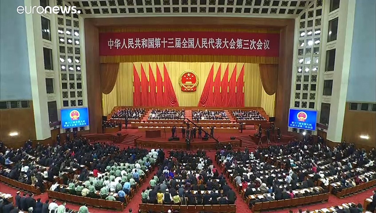 Cina: arriva la stretta su Hong Kong. Nessun obiettivo per il PIL 2020