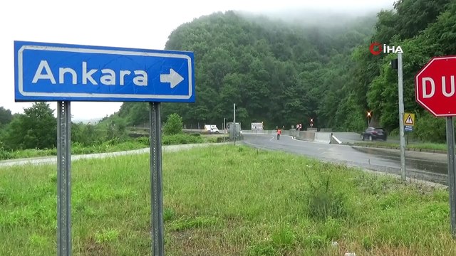 Bolu Dağı'nda yoğun sis ve yağış ulaşımı olumsuz etkiliyor