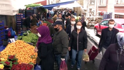 Kısıtlama öncesi pazarda bayram yoğunluğu