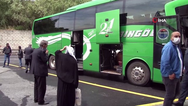 Otogarda 65 yaş üstü vatandaşların yolculuğu sürüyor