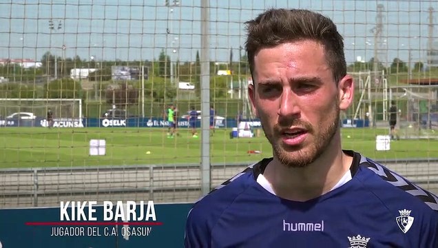 Declaraciones del delantero de Osasuna Kike Barja en las instalaciones de Tajonar