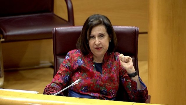 Robles subraya que los militares actúan sin color político