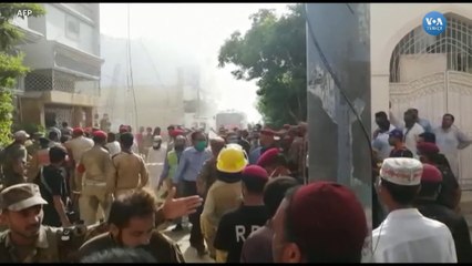 Pakistan'da Bir Yolcu Uçağı Yerleşim Alanına Düştü