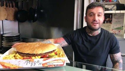 Yunus Sevinik of Kebabistan with the post-lockdown challenge 14" burger