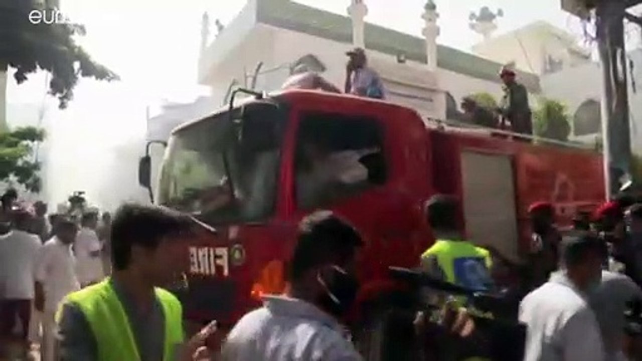 Pakistan: Rund 100 Tote bei Flugzeugabsturz in der Nähe von Karatschi