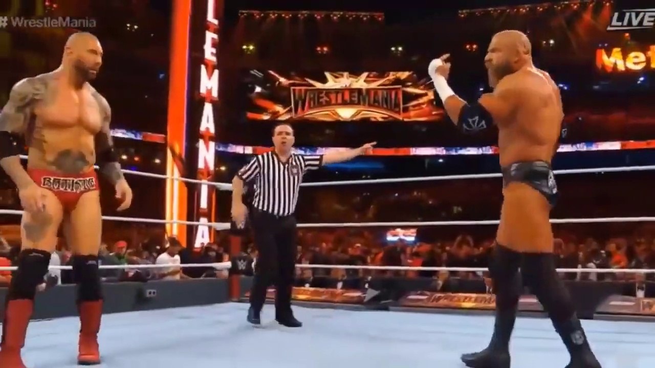 Triple H vs Batista - WWE WrestleMania 2019 Highlights ¦ WrestleMania 35