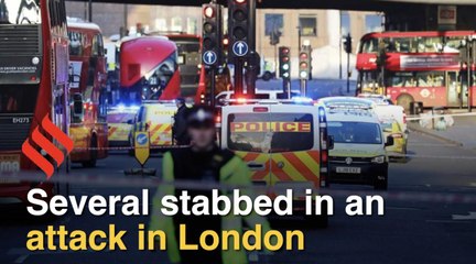 Several stabbed near London Bridge; man detained