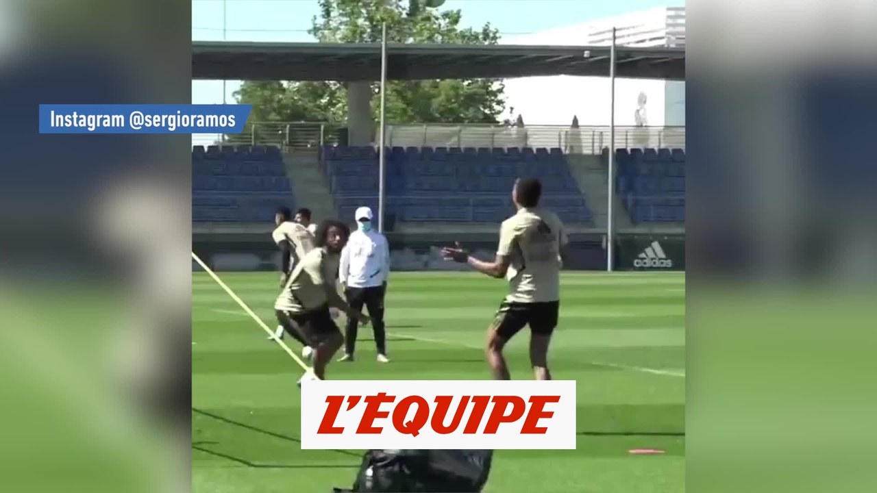Le beau retourné de Sergio Ramos à l'entraînement - Foot - WTF