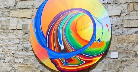 Ces peintures réalisées avec des seaux sont époustouflantes