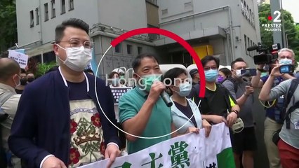 Monde : crash aérien au Pakistan, la Chine met Hong Kong sous pression