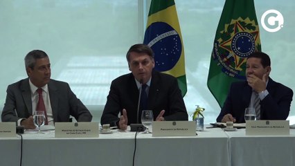 Bolsonaro pede para ministros defenderem governo e cita  de Magno Malta