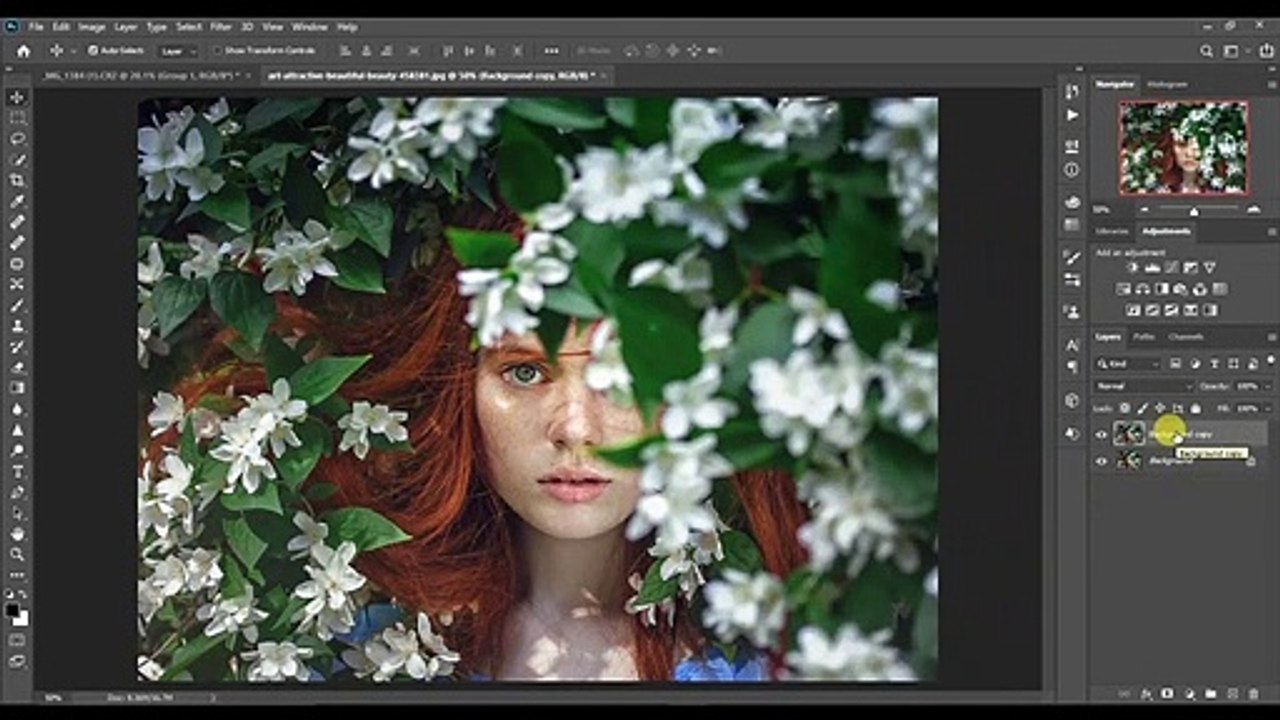Green to Blue deep color effect in Photoshop (Tutorial)
