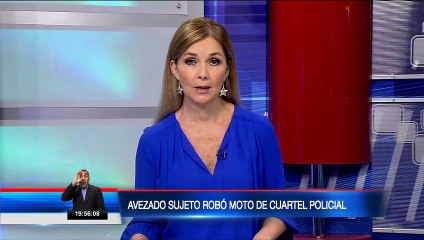 Delincuente roba moto en pleno cuartel policial