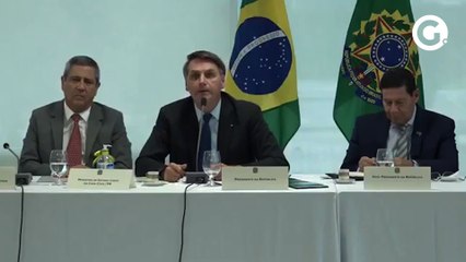 Bolsonaro fala em hemorróida e cita governadores