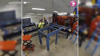 Comment construire un escalier flottant moderne