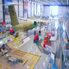 Building Boeing 787-8 Dreamliner