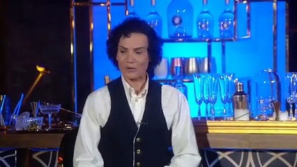 Πολύ γέλιο: Ο Καναράκης αποκάλυψε το βιογραφικό της Θεοδωρίδου: «Γεννήθηκε το 1940 και...»