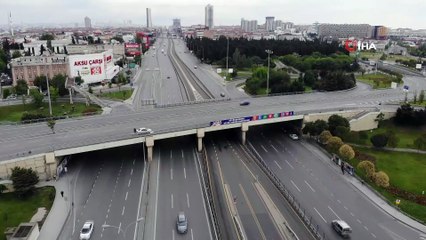 Kısıtlamanın ilk gününde yollar boş kaldı
