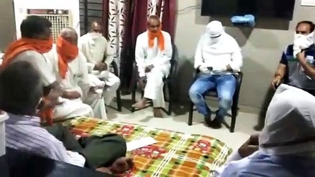 मक्सी में सांसद श्री सोलंकी ने कार्यकर्ताओं से की मुलाकात
