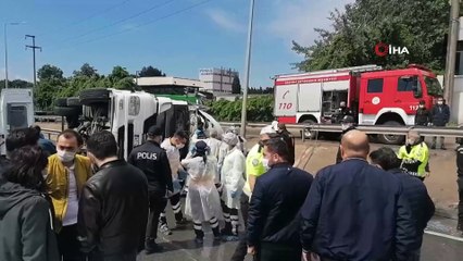 Kontrolden çıkan çöp kamyonu bariyerlere saplandı: 1 ölü, 1 yaralı