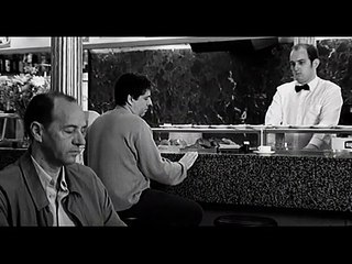 Cortometraje "7:35 de la mañana", escrito, dirigido y protagonizado por Nacho Vigalondo.