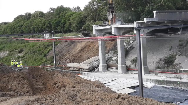 Maubray demolition Pont des Imbeciles apres midi