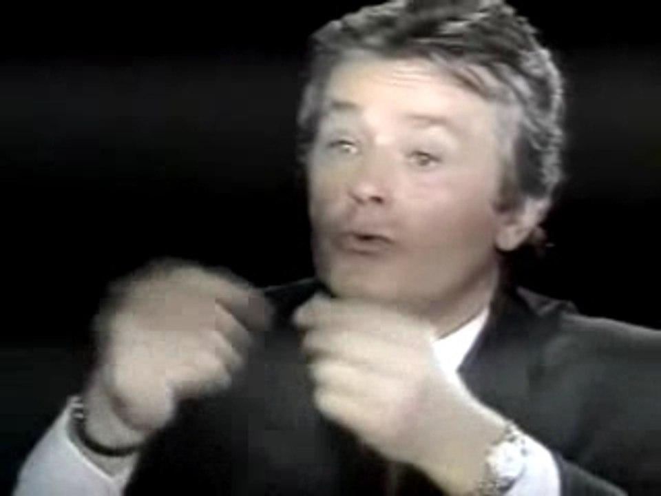 Delon_croit_aux_Ovnis